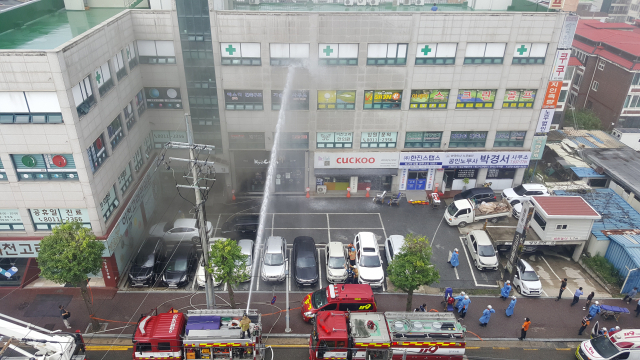 5일 오전 10시 20분께 경기도 이천시 관고동의 한 병원 건물에서 불이 났다. 연합뉴스