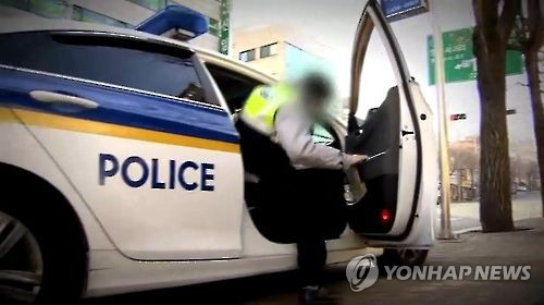 인천 경찰, 야구방망이로 차량 11대 파손, 20대 말레이시아인 검거. 연합뉴스