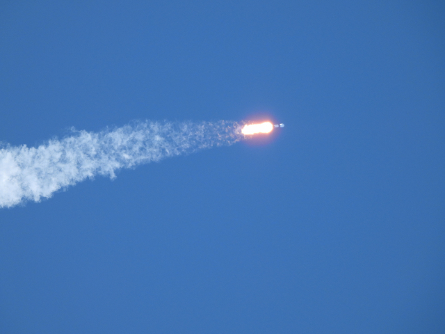 한국 최초의 달 탐사 궤도선 '다누리'가 5일 오전 8시 8분(현지 시각 4일 오후 7시 8분) 미국 플로리다주 케이프커내버럴 우주군 기지에서 스페이스X의 발사체(로켓) 팰컨9에 실려 발사됐다. /사진 제공=미국 케이프커네버럴 공동취재기자단