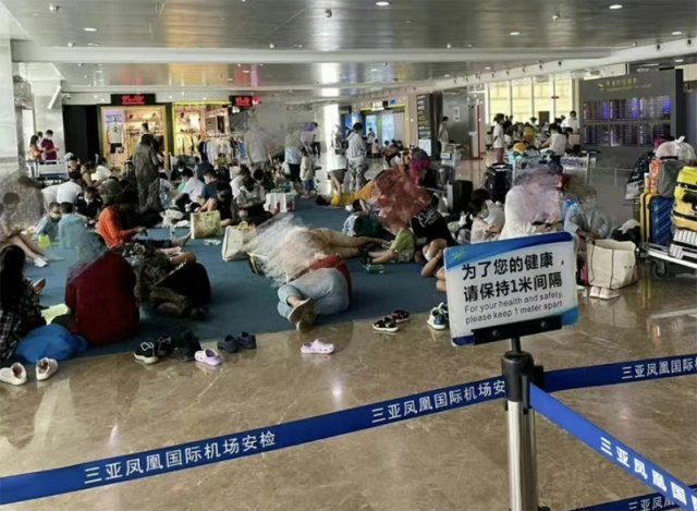 7일 중국 사회관계망서비스 웨이보에 올라온 하이난성 싼야 국제공항./웨이보 캡처