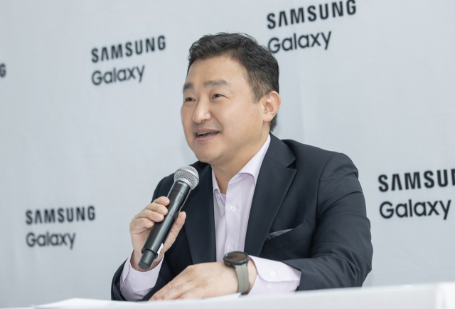 '갤럭시Z 올해 1000만대 팔것'…노태문의 승부수