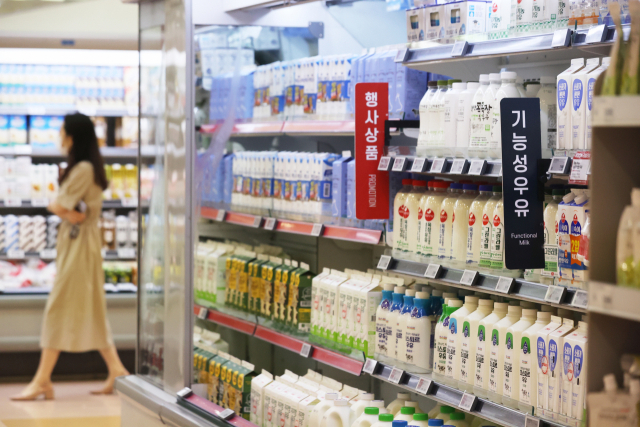 서울우유, 원유 가격 인상 움직임에…정부 '정책 지원 중단 검토'