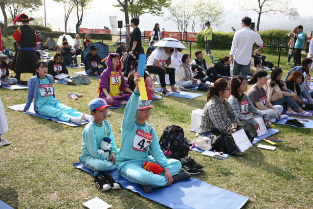 지난 2019년 개최된 ‘한강 멍때리기 대회’ 현장. 서울시 제공