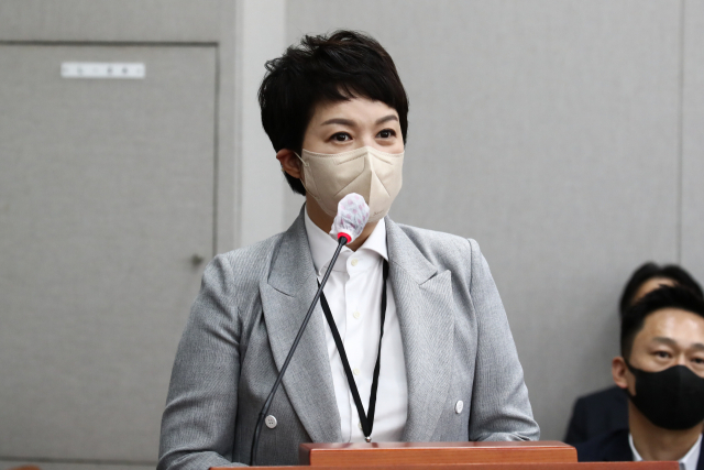 김은혜 대통령실 홍보수석이 23일 오후 국회에서 열린 운영위원회 전체회의에서 의원들의 질의에 답변하고 있다. 성형주 기자