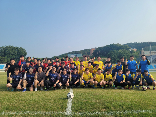 청호나이스 축구동호회 ‘FC청호’. 사진 제공=청호나이스