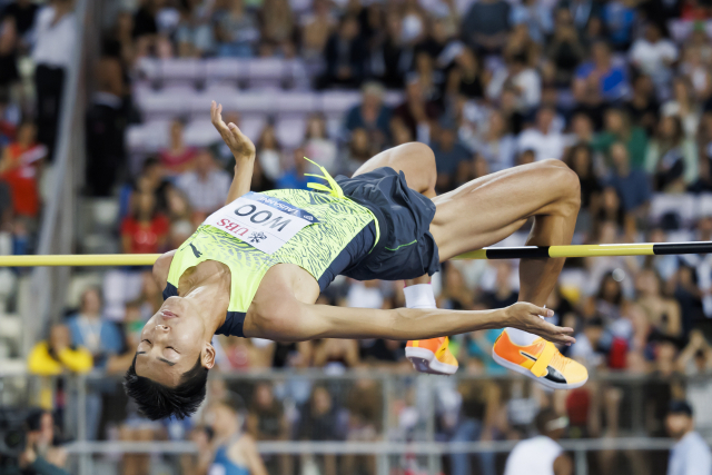 우상혁이 27일 다이아몬드리그 남자 높이뛰기에서 2m20의 벽을 넘지 못해 공동 8위에 머물렀다. EPA연합뉴스