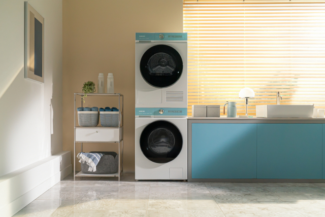 세탁 중 미세플라스틱을 저감하는 세탁 코스를 탑재한 삼성전자의 비스포크 AI 세탁기. 사진 제공=삼성전자