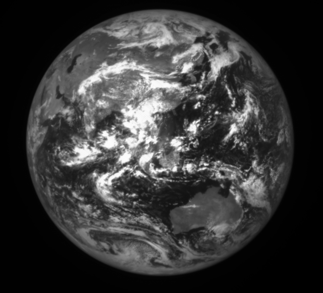 다누리가 지구로부터 124만km 거리에서 촬영한 지구사진 제공=과학기술정보통신부