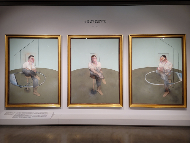 크리스티 특별전에 소개된 작품 가격 1300억 원에 달하는 프랜시스 베이컨의 '삼면화' /사진=조상인기자