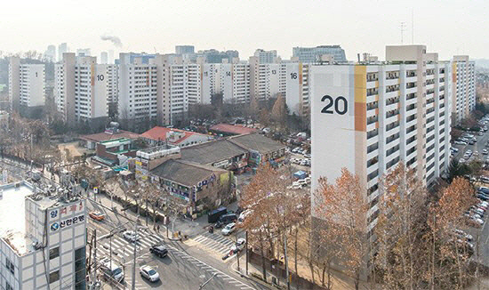 서울 마포구 성산동 ‘성산시영’ 전경. /서울경제DB