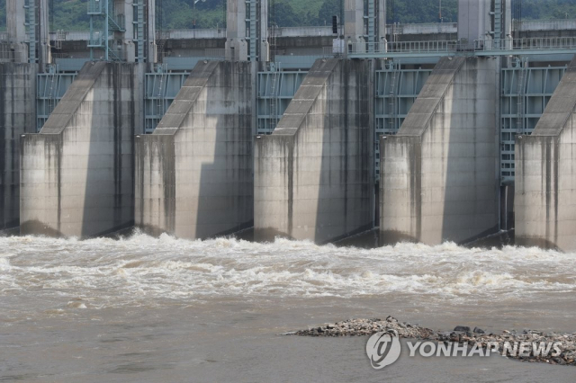 통일부 '北, 힌남노로 댐 무단방류 가능성…사전 통보해달라'