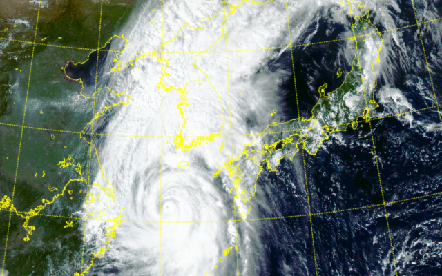 천리안위성 2A호가 5일 오후 2시 20분께 촬영한 태풍 힌남노의 모습. 국가기상위성센터 위상 영상 캡처