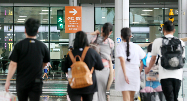 5일 오전 제주국제공항 출발층의 모습. 연합뉴스