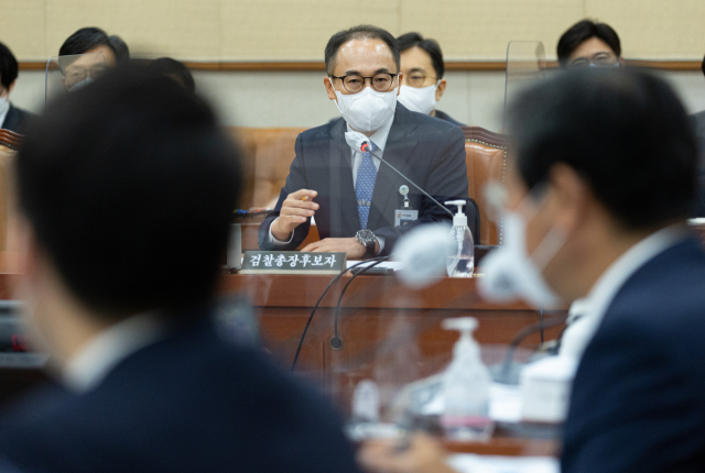 이원석 검찰총장 후보자가 5일 서울 여의도 국회 법제사법위원회에서 열린 인사청문회에서 의원들의 질의에 답변하고 있다. 성형주 기자