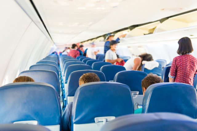 대부분의 녹내장 환자들에게 비행은 큰 문제가 없지만, 주치의와의 상담을 통해 더욱 안전한 여행이 가능하다. 이미지투데이