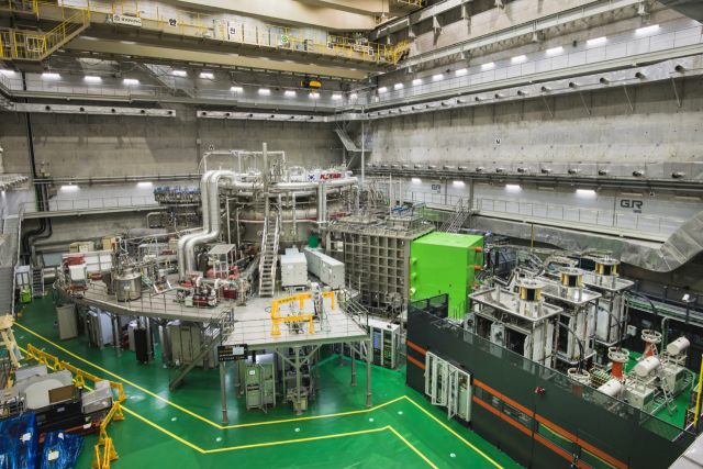 한국핵융합에너지연구원이 가동중인 초전도핵융합연구장치(KSTAR). 사진제공=한국핵융합에너지연구원