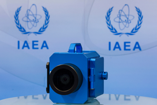 국제원자력기구(IAEA)는 6월 9일(현지시간) 이란 핵시설 감시를 위해 설치한 장비와 동일한 기종의 핵 감시 카메라를 공개했다. 로이터연합뉴스