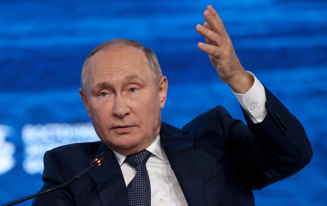 푸틴 탄핵 요청한 러시아 구의원들 '우크라전은 반역'