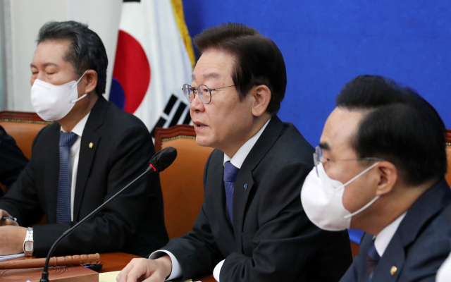 이재명 더불어민주당 대표가 26일 국회에서 열린 최고위원회의에서 발언하고 있다. / 연합뉴스