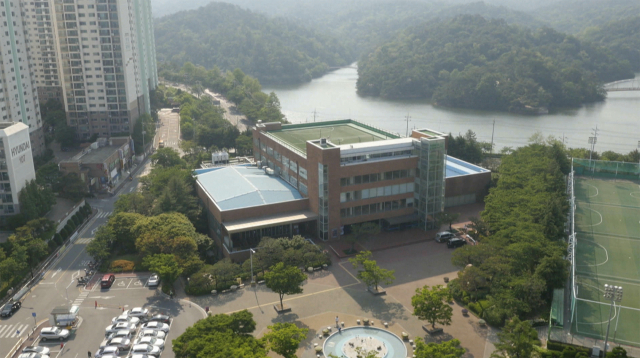 울산대 의대가 울산대학교병원 부근인 울산광역시 동구 전하동 한마음회관 건물을 리모델링해 울산지역 의료교육의 메카로 발돋움시키기로 했다. 사진제공=울산대학교