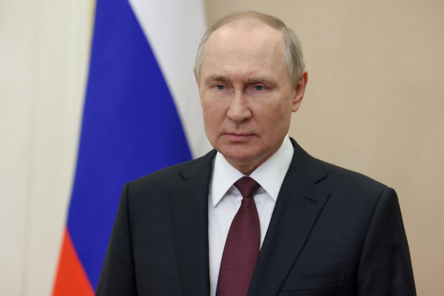 블라디미르 푸틴 러시아 대통령이 10일(현지 시간) 모스크바에서 한 행사에 참석해 있다. 로이터연합뉴스