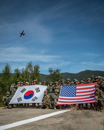 미국이 지난 9월 15일 공개한 한미 해병대의 올해 3분기 연합연습 ‘한국해병대연습프로그램(KMEP)’ 성료 기념 사진. 사진제공=미 국방부