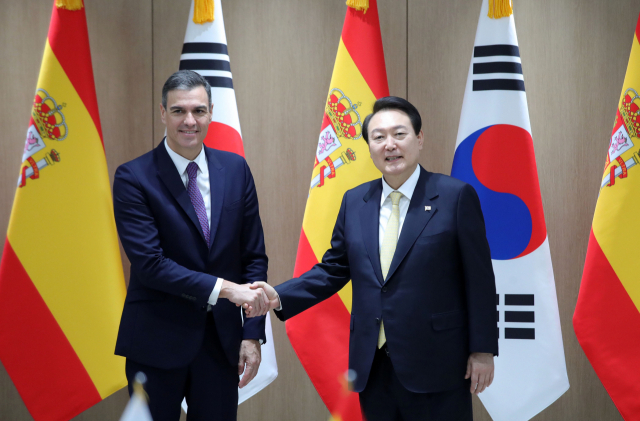 [韓·스페인 정상회담] 韓서 첫 양자회담…尹·산체스 “배터리·신재생·반도체 협력”