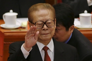 [장쩌민 전 주석 사망] 中 고속 성장 이끈 '상하이방' 수장…톈안먼 유혈 진압도