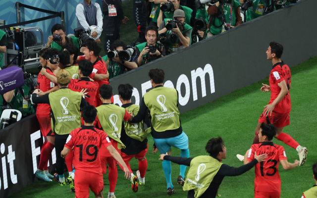 [속보] '알라얀의 기적'…한국, 12년만의 월드컵 16강 진출