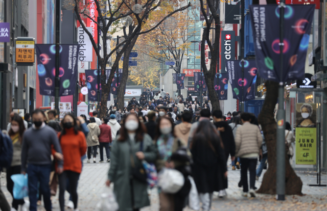 '전자여행허가 장벽…동남아 관광객 내쫓아'