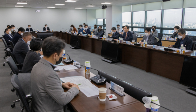 지난달 23일 서울 서초동 국제전자센터에서 제22차 건강보험정책심의위원회가 열리고 있다. 연합뉴스