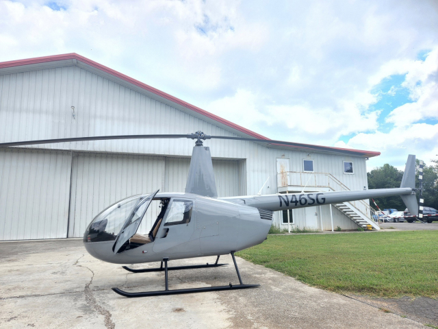 UAM 대역기로 활용할 R44 소형헬기. 사진제공=KAI