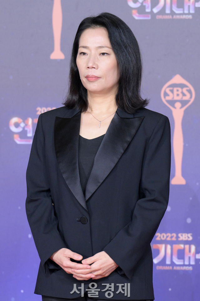 배우 심소영이 31일 오후 서울 마포구 SBS 프리즘타워에서 열린 '2022 SBS 연기대상' 레드카펫에서 포즈를 취하고 있다. / 사진=김규빈 기자