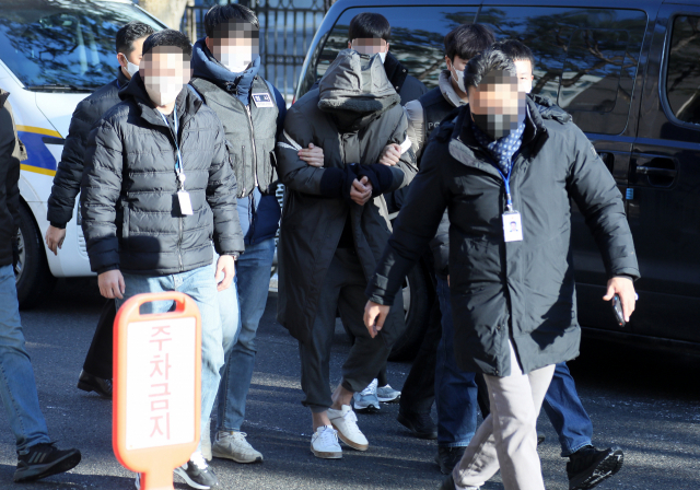 경찰, '택시기사·동거녀 살해' 이기영과 연락한 95% 신변 확인