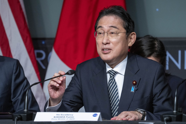 기시다 일본 총리 '한일관계, 신속하게 현안 해결한 후 건전하게 되돌릴 것'