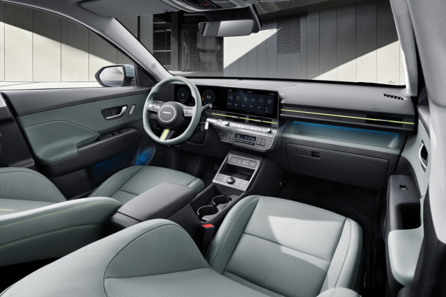그랜저 '일자눈썹' 심었다…현대차, 2세대 신형 '코나' 출시