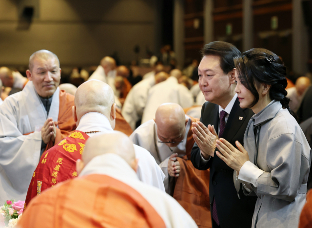 尹 대통령, 불교 신년대법회 첫 참석 '불교계, 사회의 따뜻한 등불'