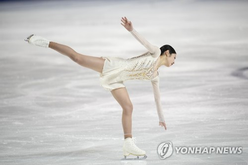 이해인, 4대륙선수권대회 역전 우승…김예림은 은메달