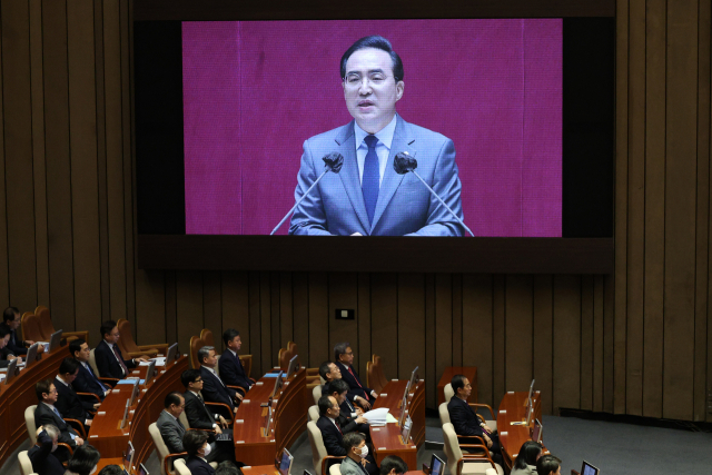 13일 국회에서 열린 본회의에서 한덕수 국무총리, 추경호 부총리 겸 기획재정부 장관 등 각 부처 장관들이 더불어민주당 박홍근 원내대표가의 교섭단체 대표 연설을 경청하고 있다. 연합뉴스