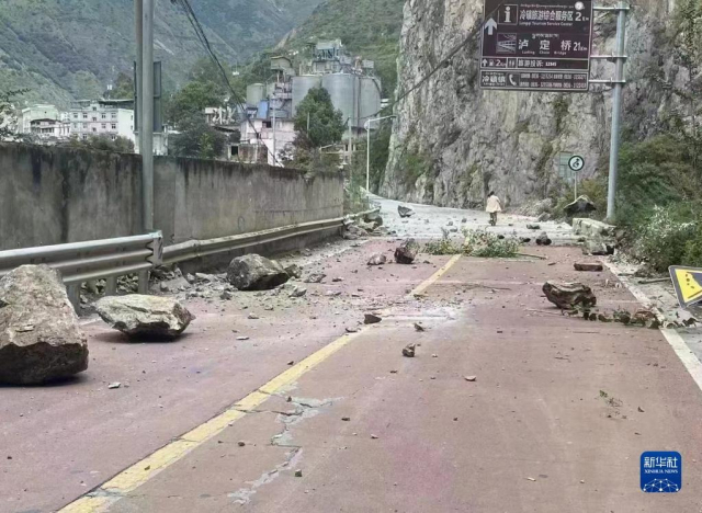 지난해 9월 5일 중국 쓰촨성 간쯔장족자치주 루딩현에서 규모 6.8의 강진이 발생해 93명이 숨지고, 24명이 실종됐다. 연합뉴스