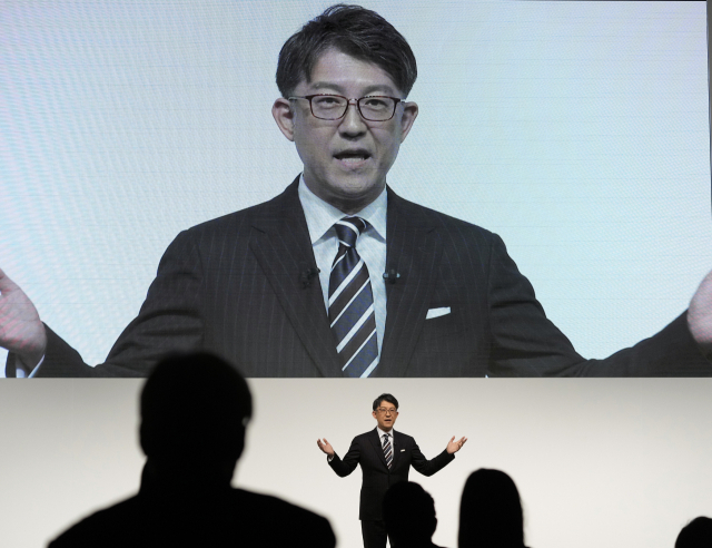 사토 고지 도요타 차기 최고경영자(CEO)가 13일 일본 도쿄에서 기자회견을 하고 있다. EPA연합뉴스