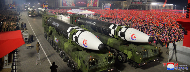 北, 동해상 ICBM 발사…日 홋카이도 인근 해상 떨어져