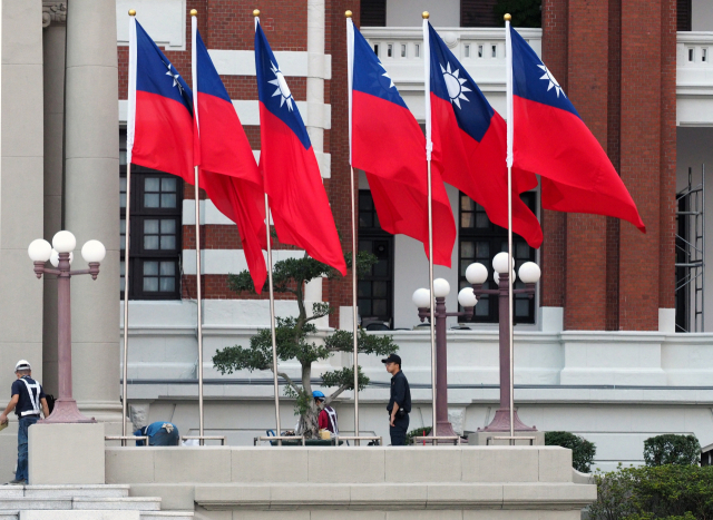 대만 타이베이의 총통부에 대만 국기가 걸려 있다. EPA연합뉴스