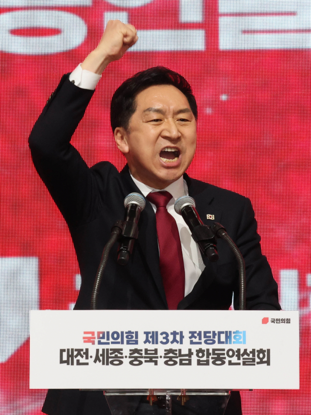 金 “혼탁선거 野만 이득” vs 安 “김기현 당선시 낙하산 공천”
