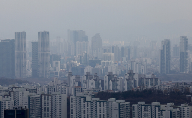 서울 남산에서 바라본 서울시내 아파트. 서울경제DB