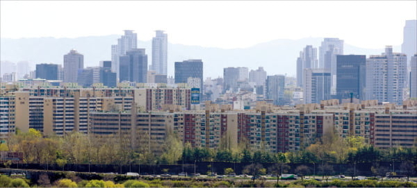 서울 강남구 압구정동 일대 아파트 모습. 연합뉴스