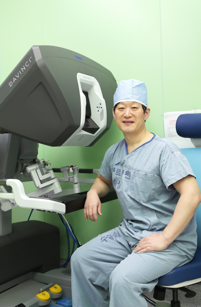 전세계 흉부외과 써전, 한국에서 로봇수술 배운다