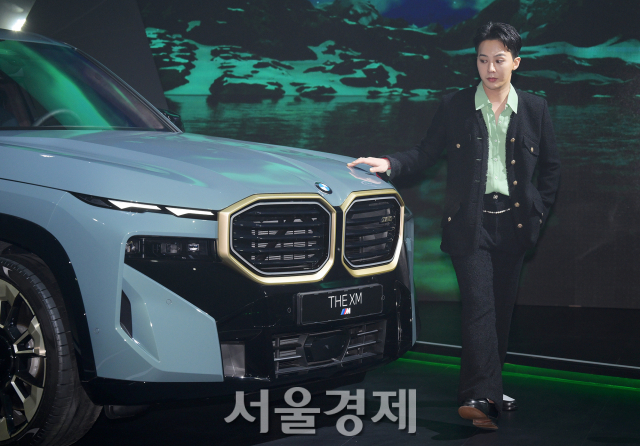 그룹 빅뱅 지드래곤이 28일 오후 서울 강남구 모처에서 진행된 'BMW 뉴 XM 출시 행사‘에서 포즈를 취하고 있다. / 사진=김규빈 기자