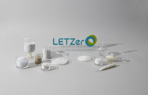 LG화학 친환경 브랜드 ‘렛제로(LETZero)’가 적용된 친환경 소재 제품. 사진 제공=LG화확