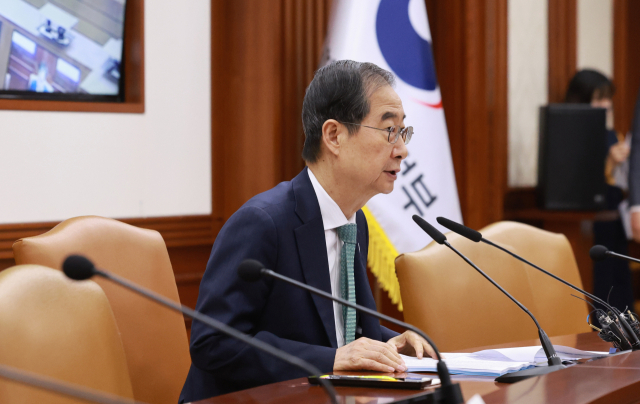 한덕수 국무총리가 20일 정부서울청사에서 열린 국정현안관계장관회의에 참석해 회의 의제를 말하고 있다. 연합뉴스